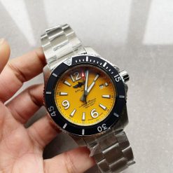 BLSF Factory 1:1 Breitling Superocean Automatic 44mm Best Edition Yellow Dial Black Bezel A2824